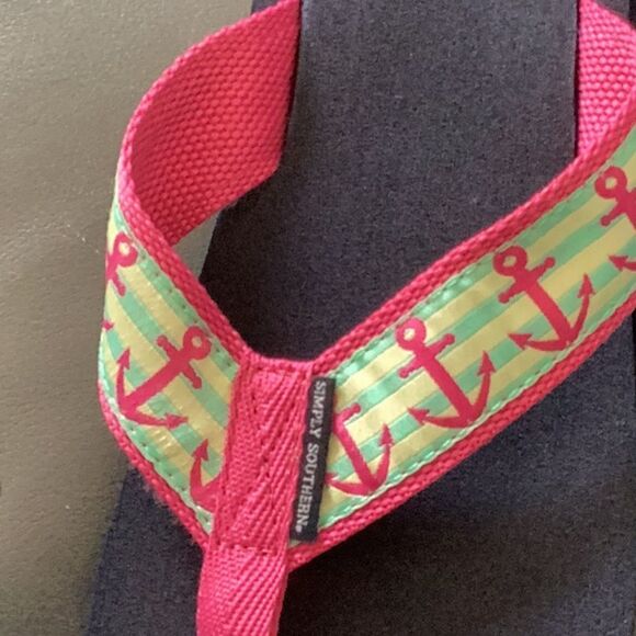 SIMPLY SOUTHERN NWT FLIP FLOP SANDALS STRIPED HARBOR SIZE LARGE 7.5”-8.5” WOMEN - Picture 3 of 6